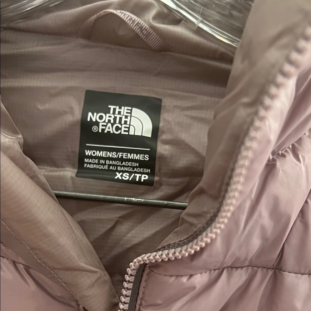 The North Face Lavender Quilted Jacket - Picture 2 of 4